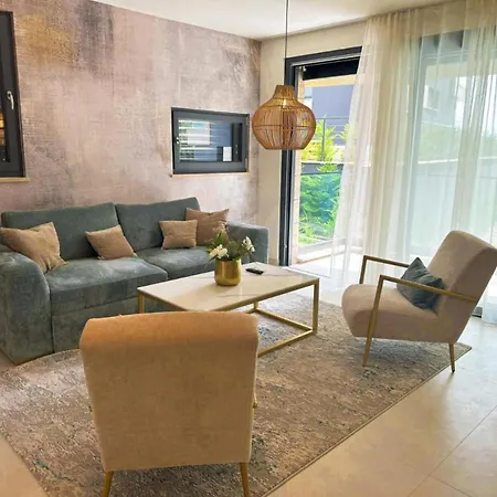 One-bedroom With Terrace The Sunset One -s2