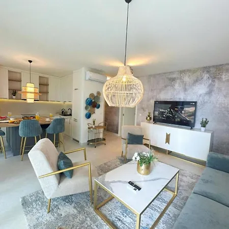 One-bedroom With Terrace The Sunset One -s2 Apartamento Kožino