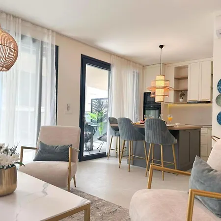 Apartamento One-bedroom With Terrace The Sunset One -s2