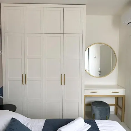 One-bedroom With Terrace The Sunset One -s2